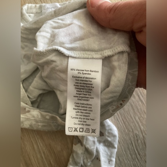 Angel Dear Baby Bamboo Cardigan/ Button Top with Sheep - Size 0-3 months - Picture 4 of 5